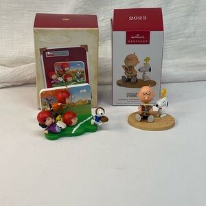 Hallmark Christmas keepsake, peanuts, set of two ornaments